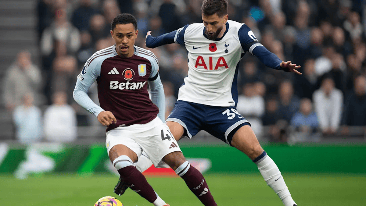 远在迈阿密心系罗马，托蒂和坎德拉用手机观看老东家焦点大战（身在迈阿密仍牵挂罗马，托蒂与坎德拉用手机观看老东家焦点战）