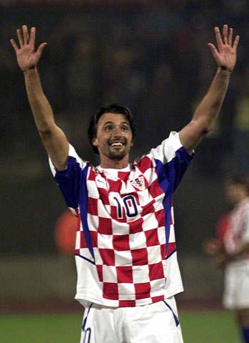 名宿：尼科-帕斯像托蒂，他是意甲最好的球员理应回皇马效力（名宿盛赞尼科-帕斯像托蒂：意甲最佳，应重返皇马）