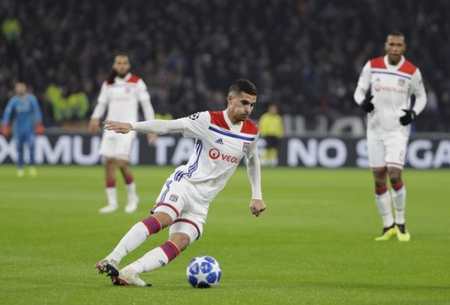 以剑会友 竞逐湖城 2025贵阳击剑公开赛在清镇启幕（剑聚湖城 2025贵阳击剑公开赛清镇开幕）