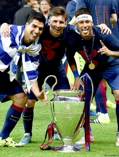 罗马vs那不勒斯：洛伦佐-佩莱格里尼、克里斯坦特首发，麦克托米奈、霍伊伦出战（罗马对阵那不勒斯：佩莱格里尼、克里斯坦特首发，麦克托米奈、霍伊伦登场）