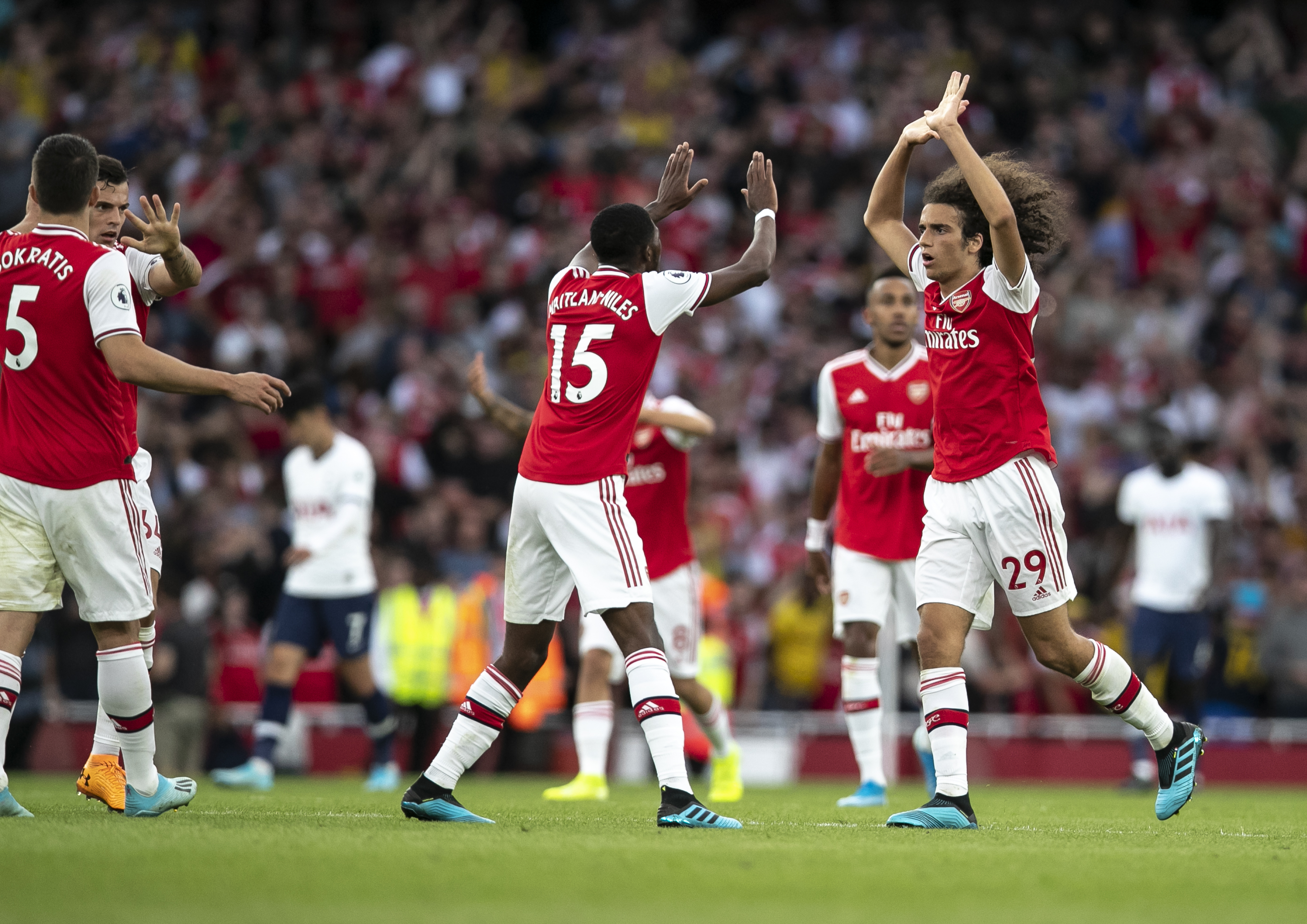 诺伊尔谈续约：取决于我的身体状态，明年3月我会认真考虑