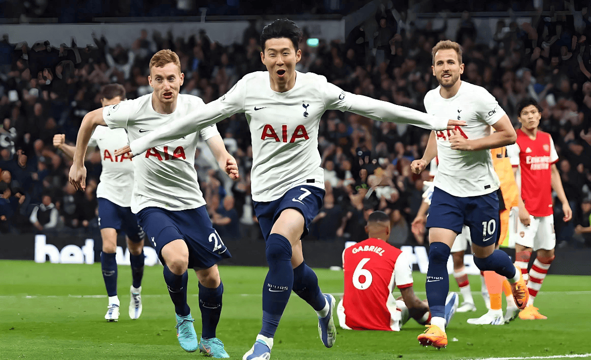 半场战报：柏太阳神0-3广岛三箭，热尔曼-良破门，东俊希建功