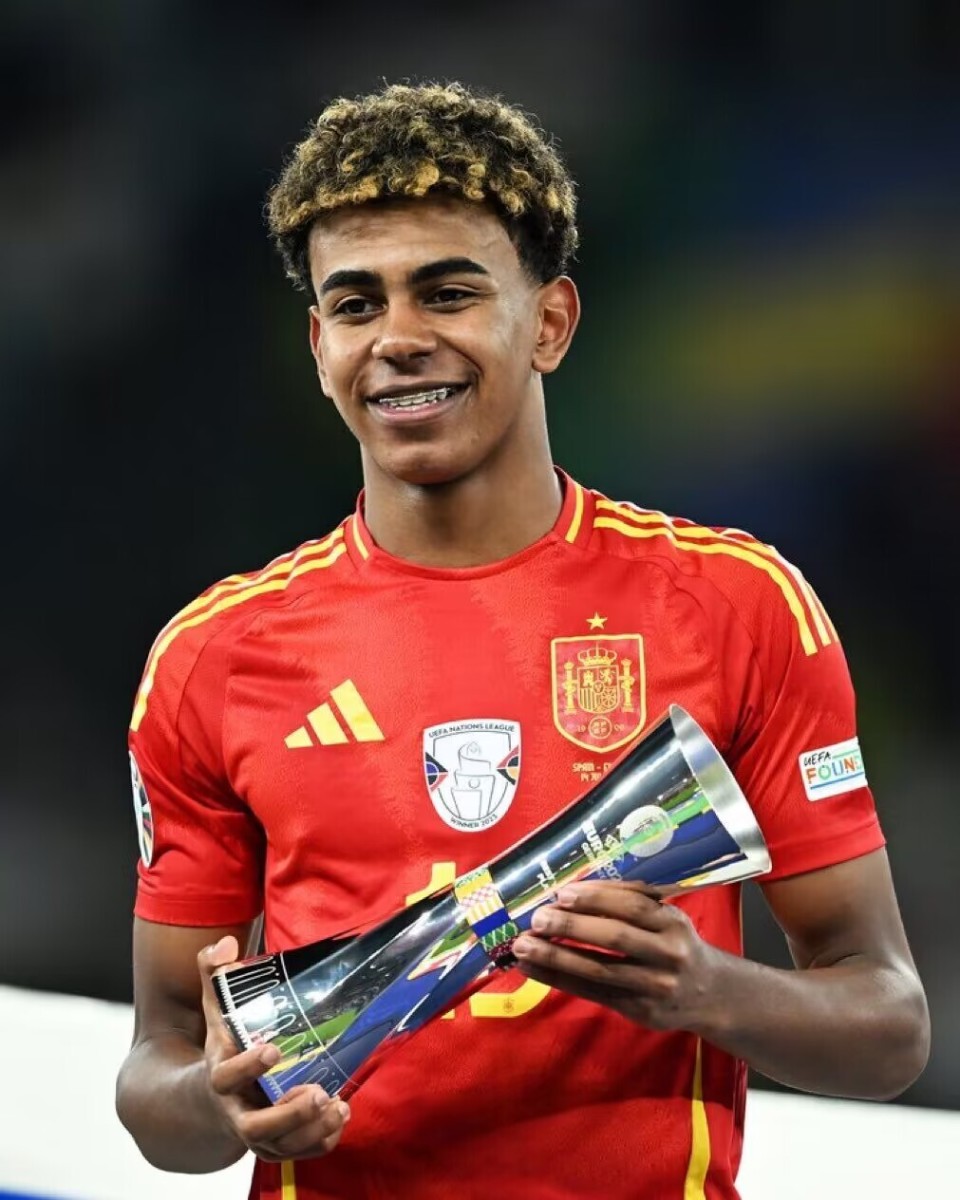 穆帅：那不勒斯伤病多？别逗我笑了，我们的伤缺才让我发愁（穆里尼奥：那不勒斯伤病多？别闹了，真正让我头疼的是我们这边的伤停）