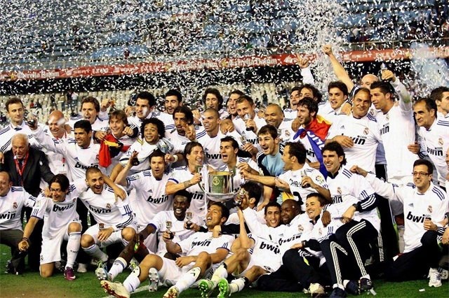 玄学加成！巴西加冕六星就在明年？上次落位C组世界杯夺冠