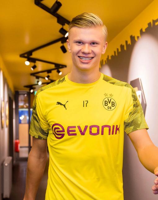 欧冠战报：瑟洛特传射，小蜘蛛破门，马竞3-2险胜埃因霍温