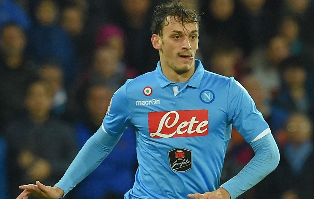 启蒙教练：维尼修斯一直有点叛逆，他应该学会控制和收敛脾气