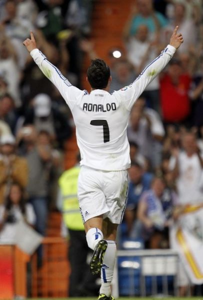 利物浦旧将博格：很享受在红军的时光，至今难忘01年夺得五冠（前利物浦球员博格：2001年五冠难忘，红军岁月令人回味）