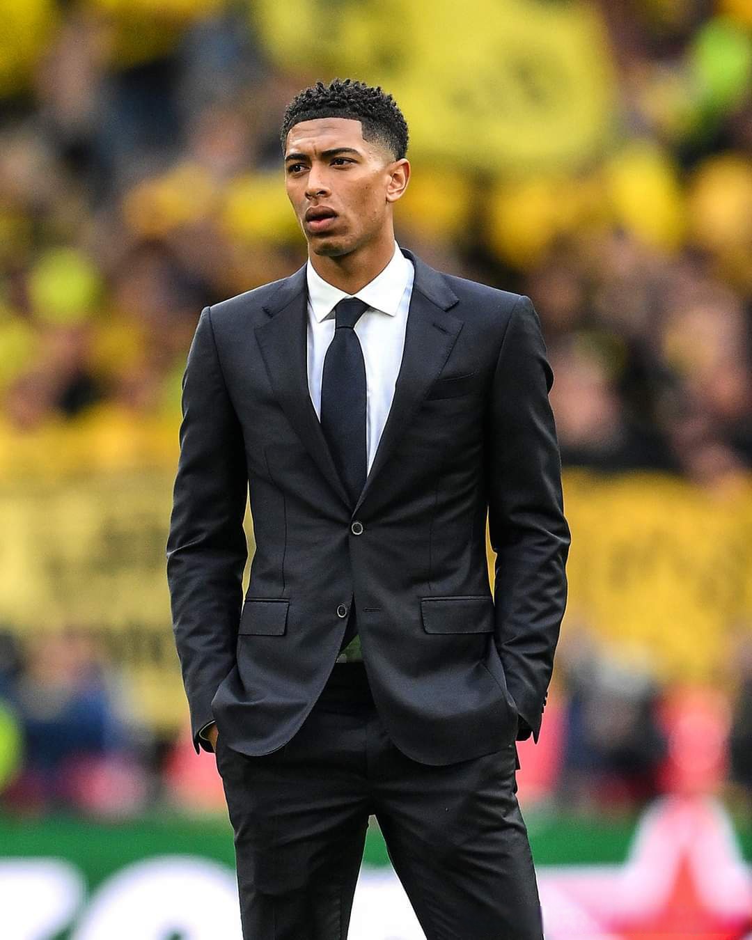 米体：联赛14轮不胜，佛罗伦萨多名球员及其家人遭死亡威胁（米体：佛罗伦萨联赛14轮不胜，多名球员及家属收到死亡威胁）