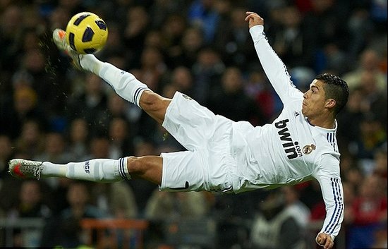 时隔两月破荒，“梅开二度”的霍伊伦还需枪口更稳（两月后破荒，梅开二度的霍伊伦仍需提升终结稳定性）