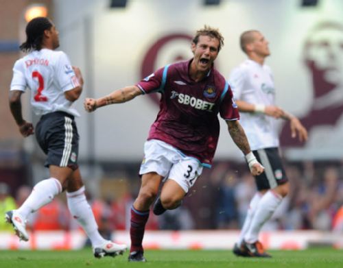 那不勒斯夺得队史第三座意超杯冠军，时隔11年再度捧杯（那不勒斯时隔11年再捧意超杯，队史第三次夺冠）