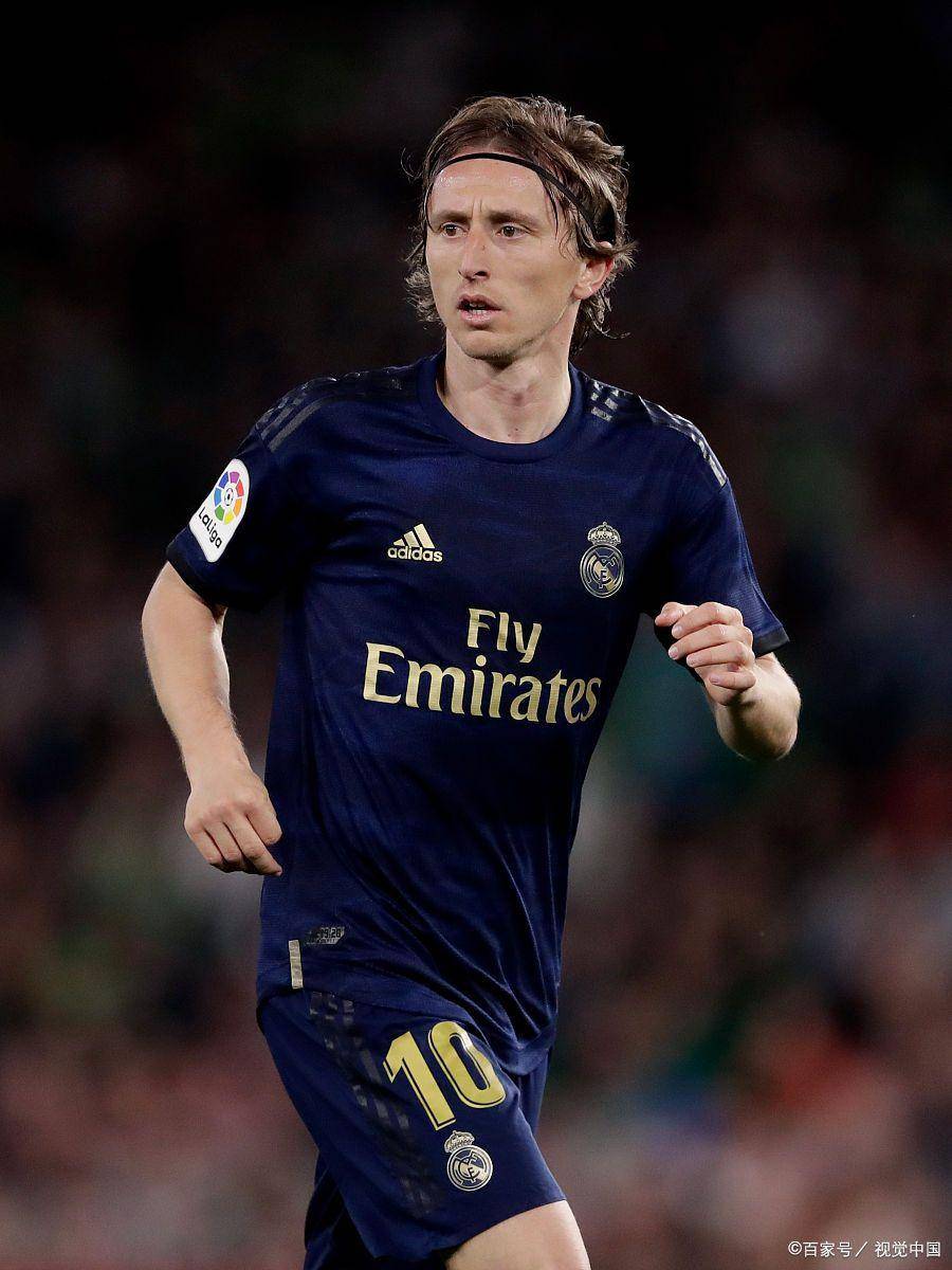 巴勒斯坦足球：一群流亡者的故事，球场也可以成为国家的延续（球场上的祖国：巴勒斯坦流亡者的足球故事）