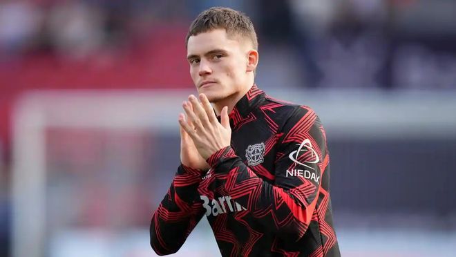 基耶利尼谈DV9续约：大门是敞开的，他目前专注于尤文（基耶利尼：DV9续约大门敞开，他当下专注尤文）