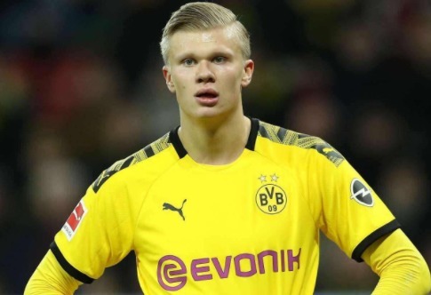 狼队主帅：对阵曼联希望终结连败，要表现得像冠军队伍一样（狼队主帅：战曼联誓止连败，必须打出冠军风范）