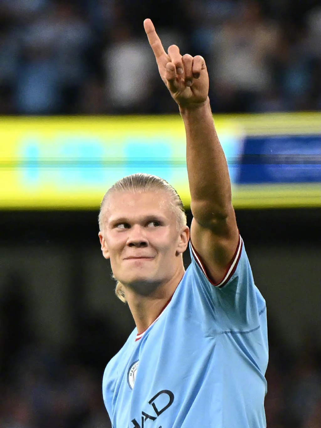 埃及主帅：萨拉赫是一名顶级球员，他将与埃及国家队创造历史（埃及主帅盛赞萨拉赫：顶级球星，将携手国家队书写历史）