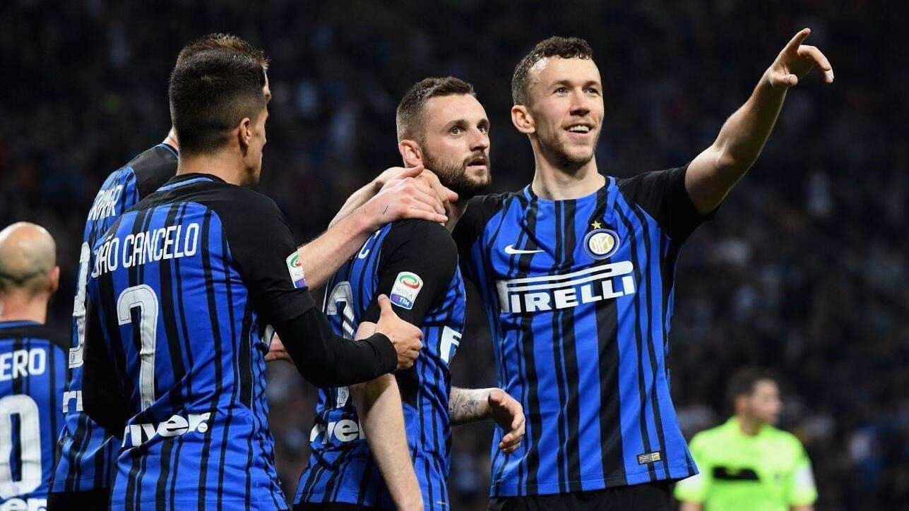 巴萨主场迎战安道尔！申格利亚率队冲击联赛第五胜 直播时间及观看指南（巴萨坐镇主场战安道尔，申格利亚领衔冲击联赛第5胜｜直播时间与观赛指南）